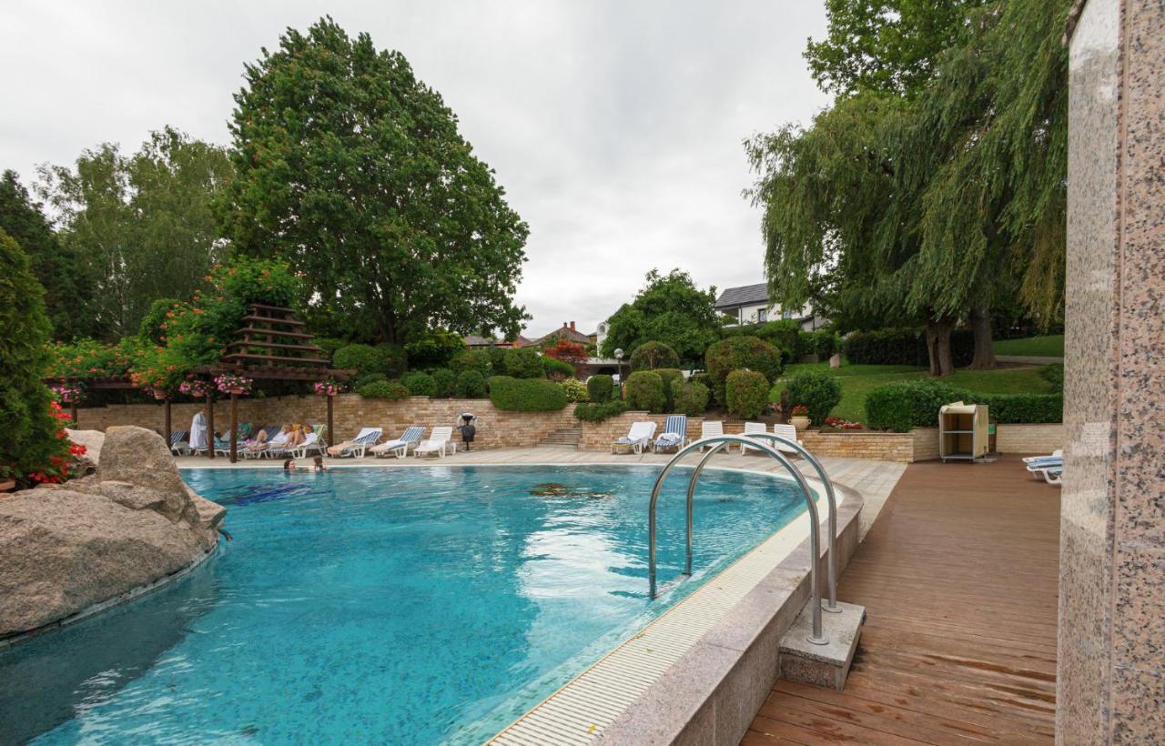 Spa Residence Carbona Great Time Apartman Heviz Exterior photo